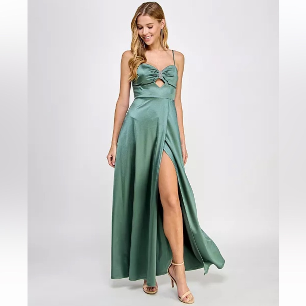 Jump apparel Green Dress size 3/4 Juniors. Small defects see photos